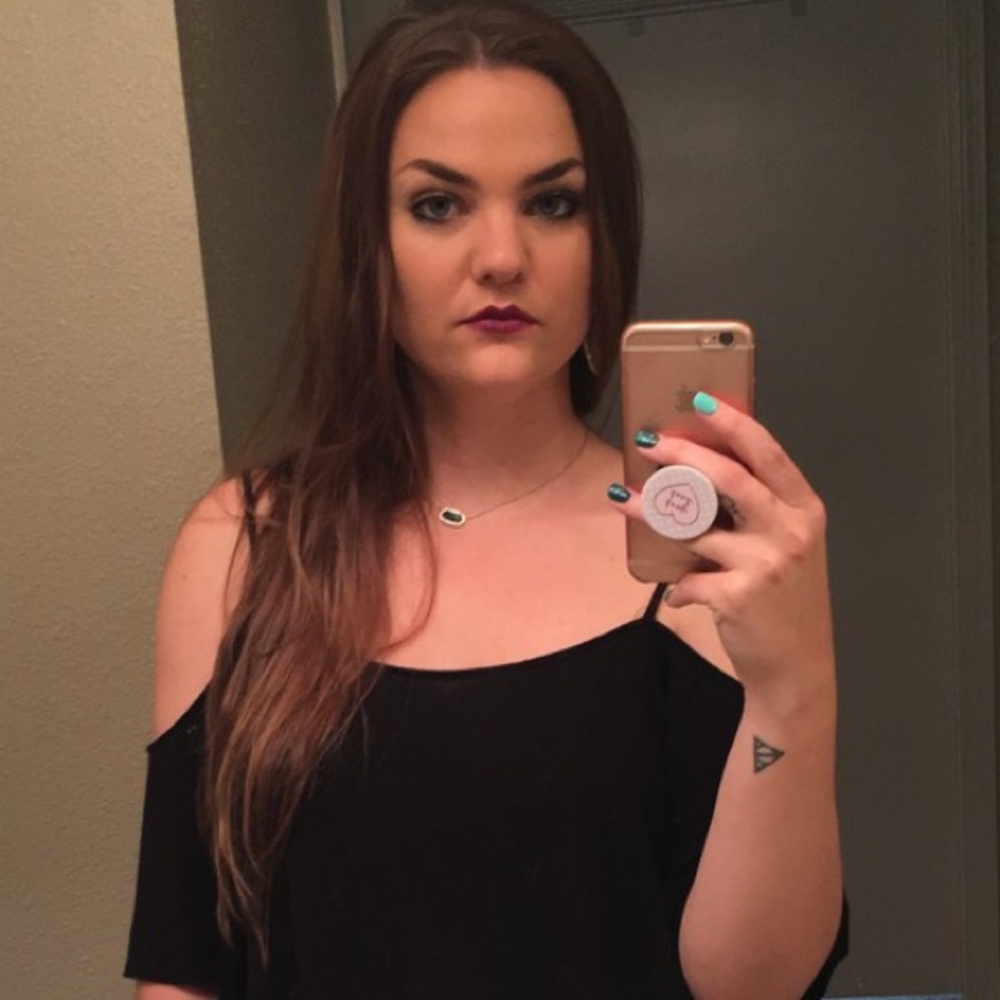 Meet your Posher, Lyndi🕸🕷🖤